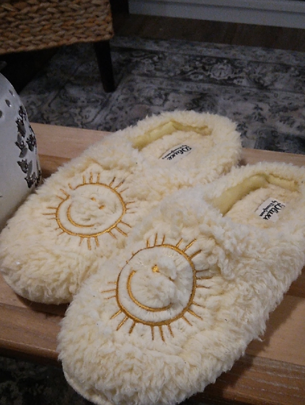 Women's Dluxe By Dearfoams Happy Face Sun Slippers